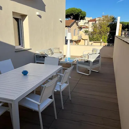 3 Bdr 100m From The Sea And Sea View And Terrace Apartman Marina di Pietrasanta