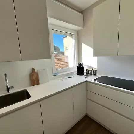 3 Bdr 100m From The Sea And Sea View And Terrace דירה מרינה די פיאטרסנטה